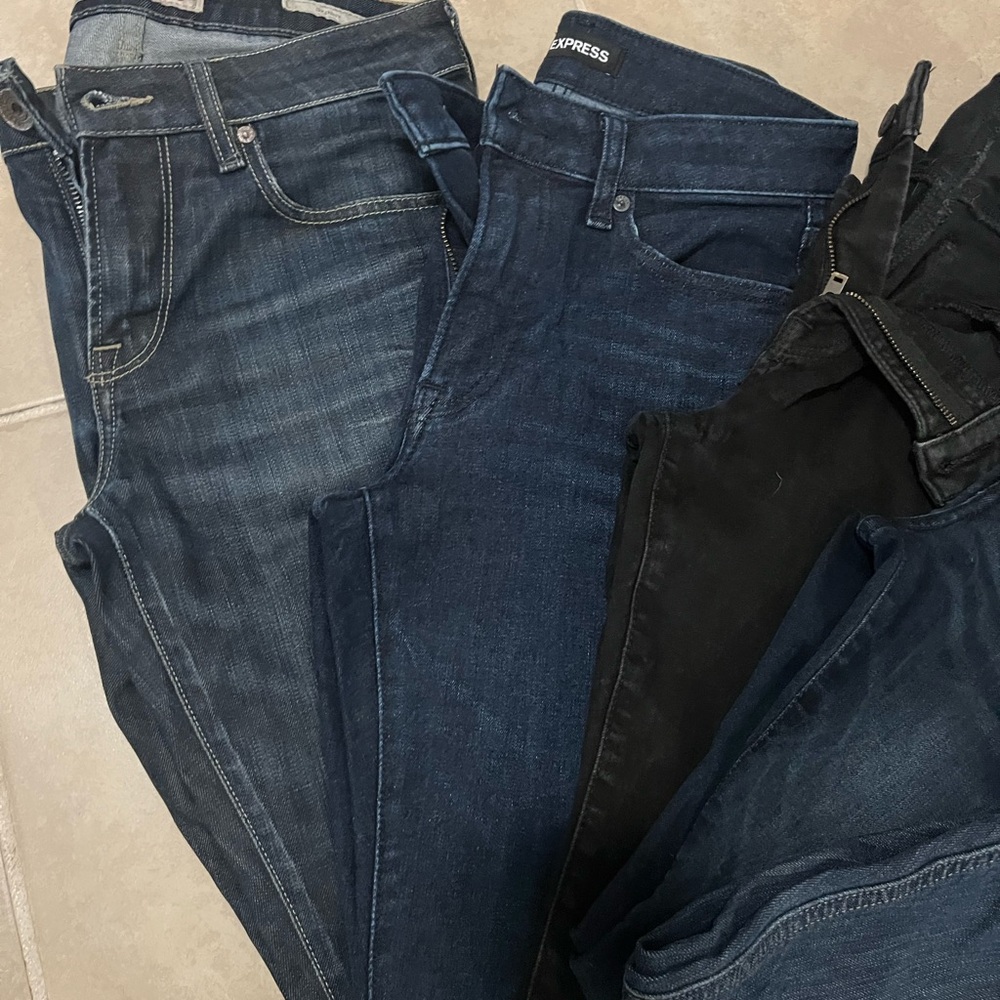 Express Blue and Black Denim Jeans ( all 5 for sale, e Guess and 3 Express) Men